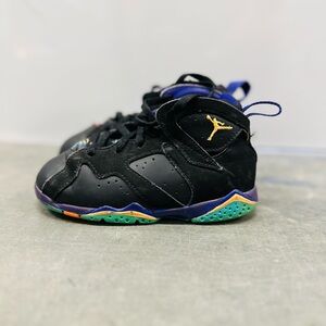 Kids Jordan Sneakers. Size 10